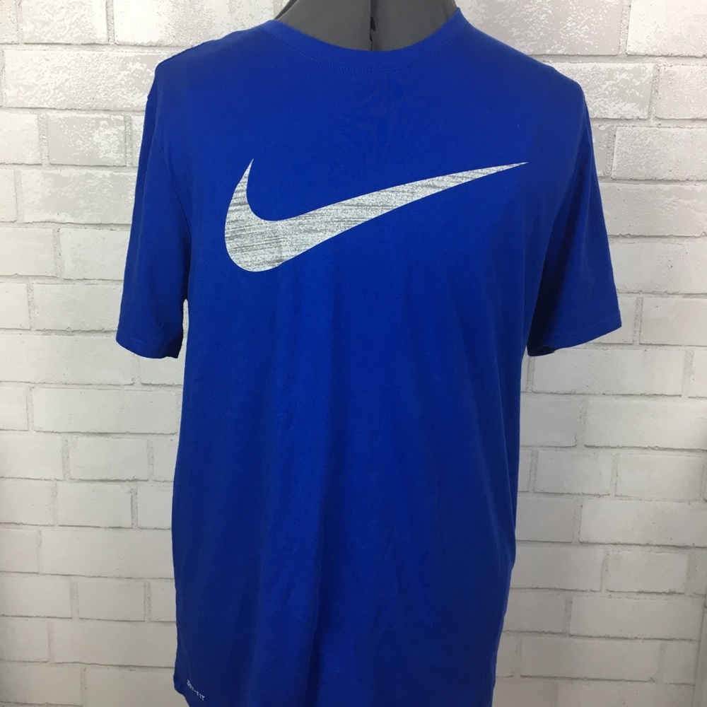 Men’s Nike Dri fit tee
